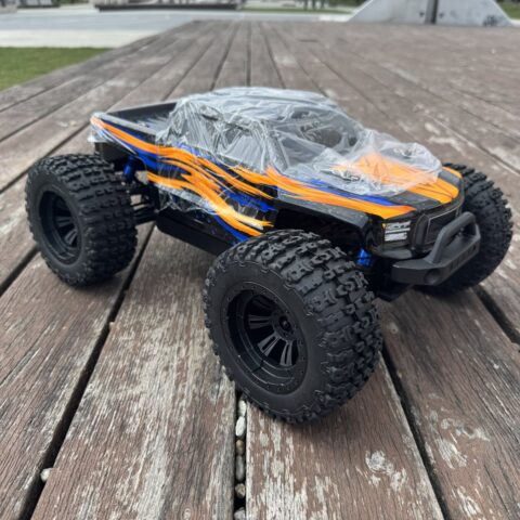 HSP Octane 1/10 Monster Truck - brushed, oranžový Farba: Zelená